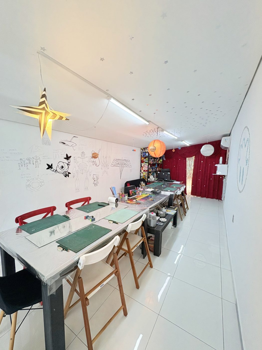 Sala de aula do Studio Mow Art